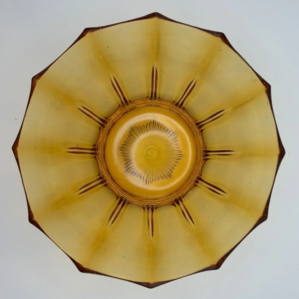 Vtg Anchor Hocking Fairfield Amber Glass Bowl Scalloped Centerpiece‎ Mid Century